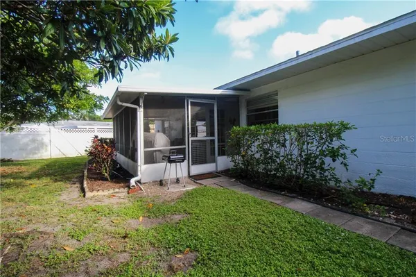 $3,500 | 2806 Taunton Drive West, Bradenton, FL 34205