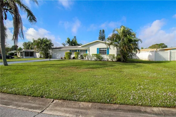 $3,500 | 2806 Taunton Drive West, Bradenton, FL 34205