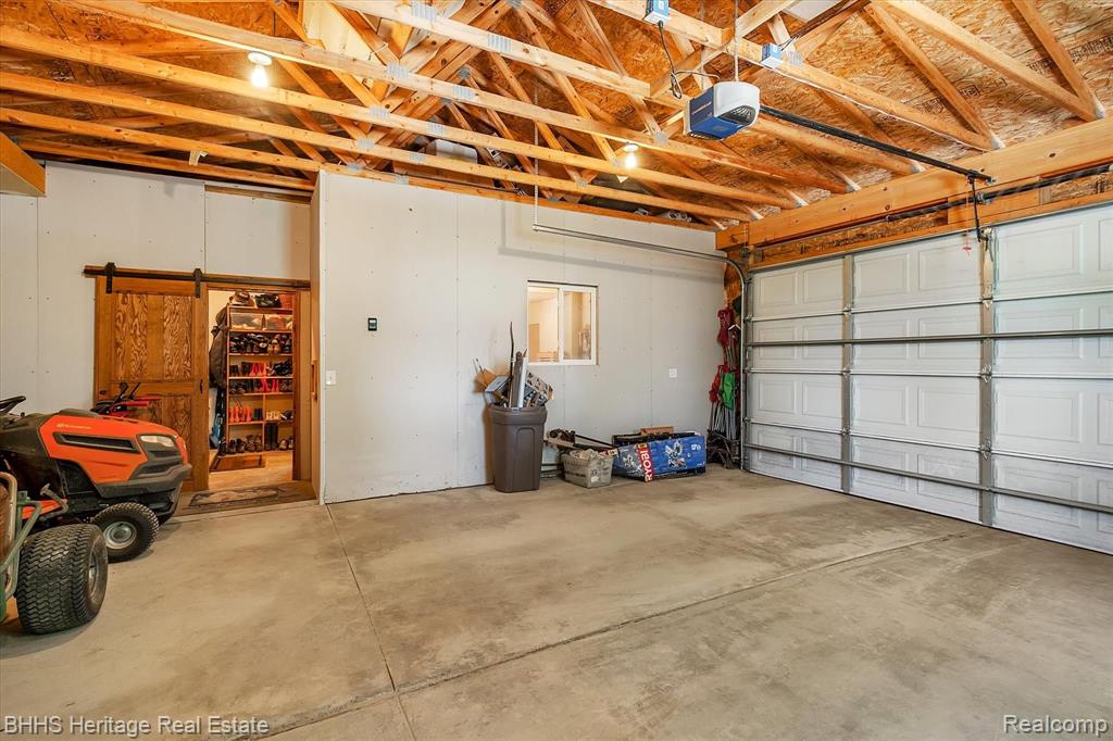2682 East Maple Road Milford, MI 48381 - Photo 40 of 58 Gallery Image 40