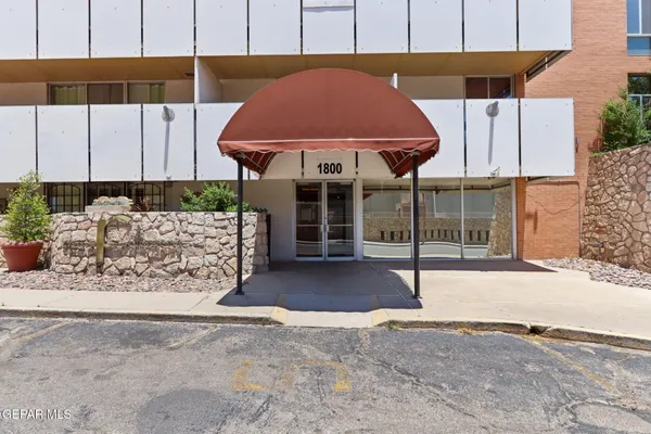 $189,900 | 1800 North Stanton Street, Unit 403, El Paso, TX 79902