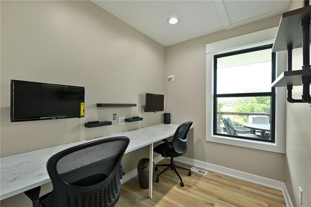 729 Hurley Street Peculiar, MO 64078 - Photo 12 of 42