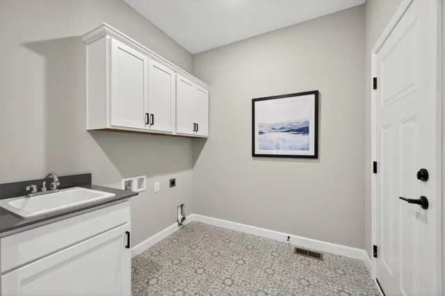 $647,900 | 23976 187th Street Northwest, Big Lake, MN 55309