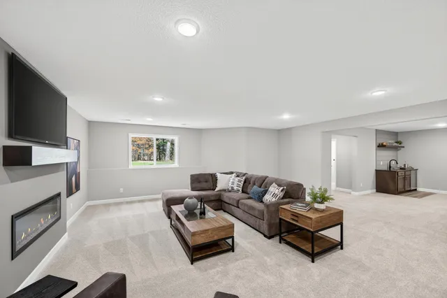 $647,900 | 23976 187th Street Northwest, Big Lake, MN 55309