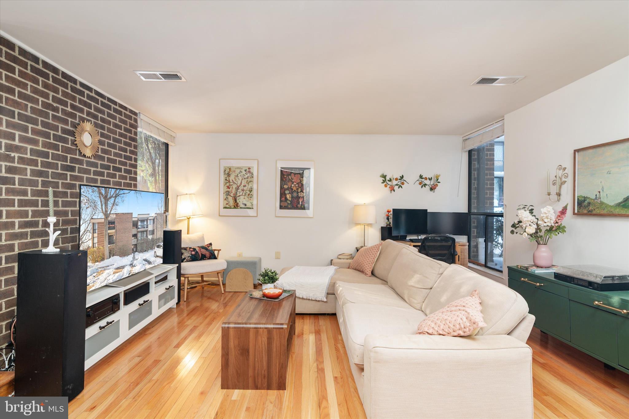 2110 Bonnywood Lane, Unit 3102 Silver Spring, MD 20902 - Photo 5 of 19