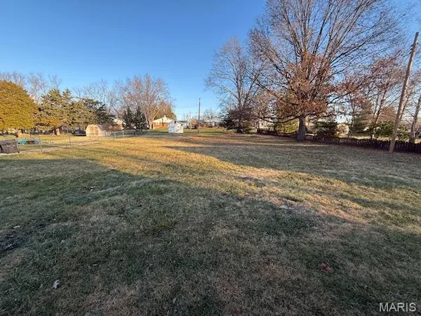 $174,800 | 1517 Froesel Drive, Ellisville, MO 63011