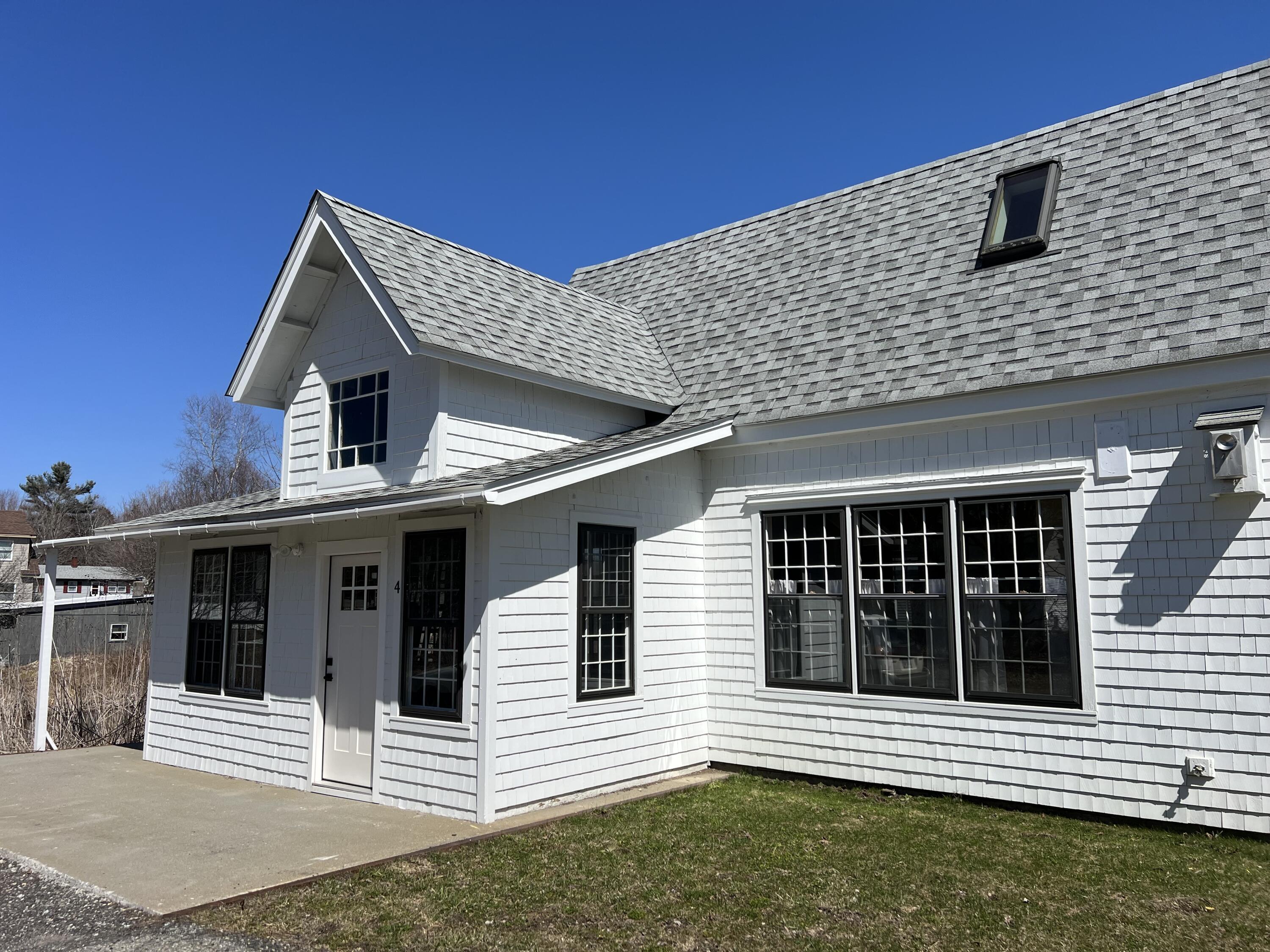 31-33 Booker Street, Unit 4 Thomaston, ME 04861 - Photo 1 of 35 IMG_8734