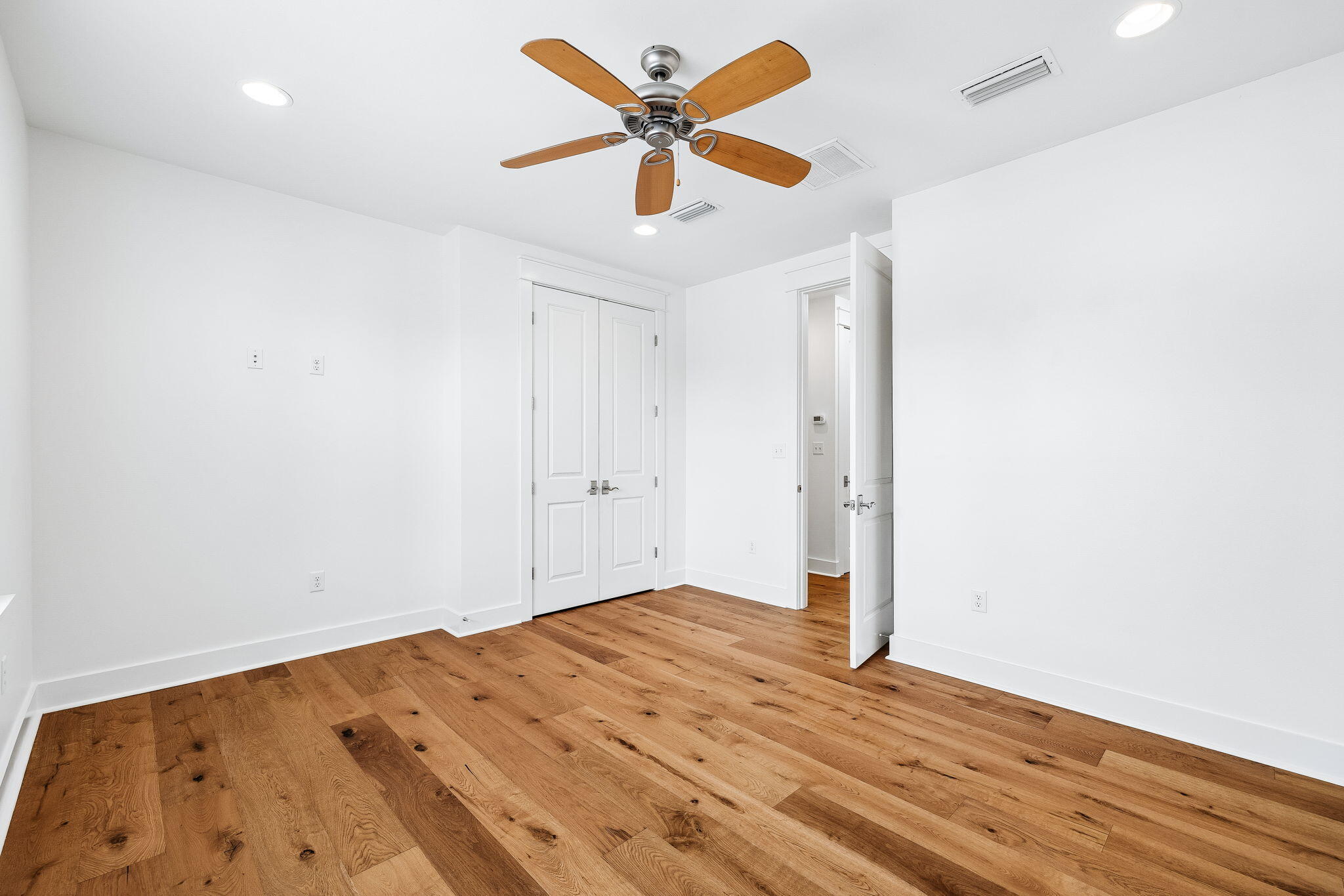 80 Somersault Lane Watersound, FL 32461 - Photo 26 of 37 Array_80SomersaultLane-28