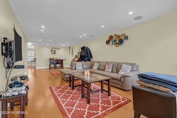 $525,000 | 305 Tuxford Court, Pennington, NJ 08534