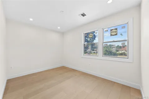$1,788,000 | 2 Circle Drive, Syosset, NY 11791