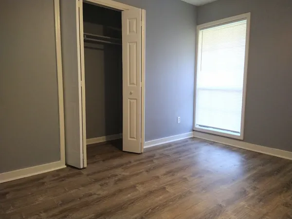 $128,000 | 5163 Broken Oak Drive, Memphis, TN 38127