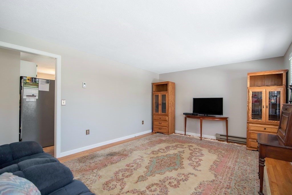 21 West Ware Road Palmer, MA 01069 - Photo 15 of 31