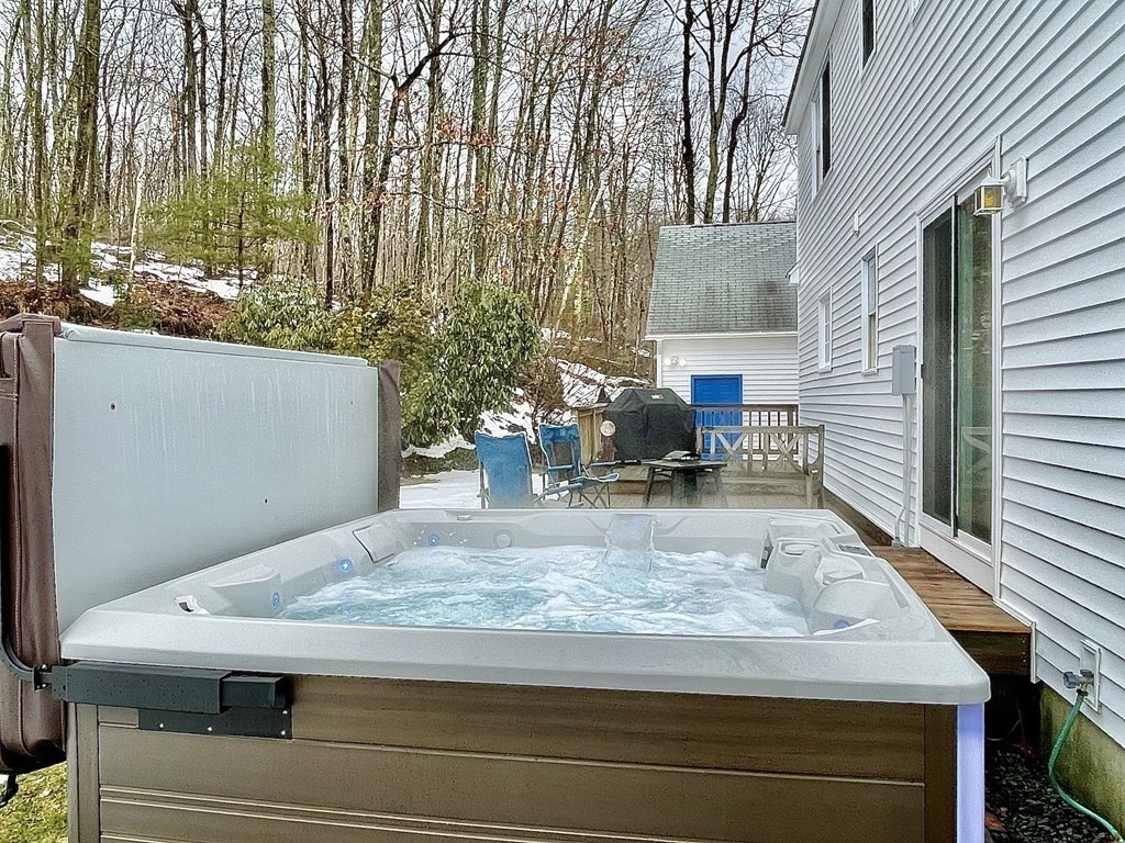 21 West Ware Road Palmer, MA 01069 - Photo 26 of 31