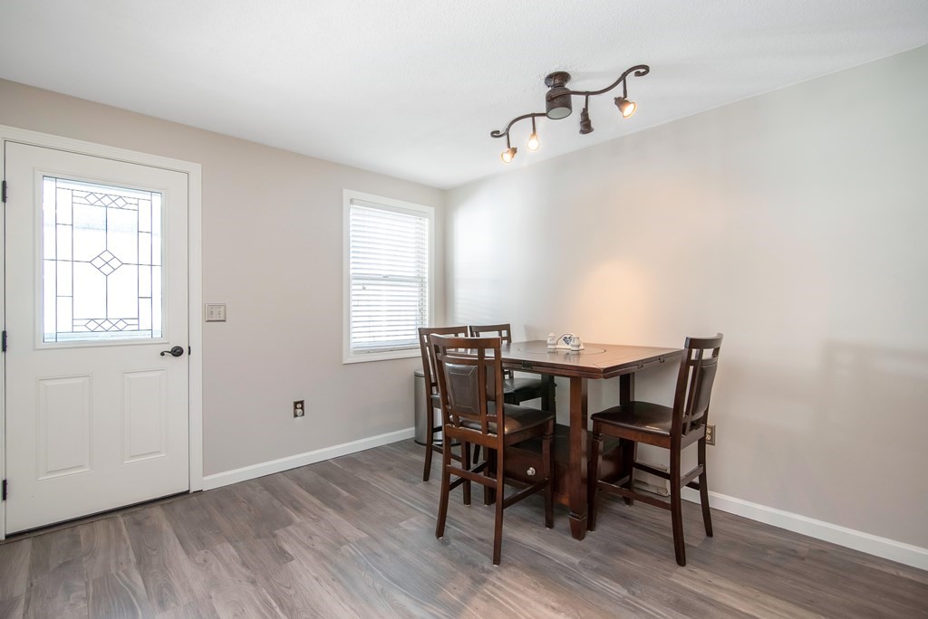21 West Ware Road Palmer, MA 01069 - Photo 8 of 31