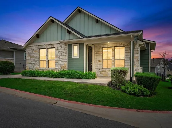 $2,200 | 131 Ace Lane, Unit 101, San Marcos, TX 78666