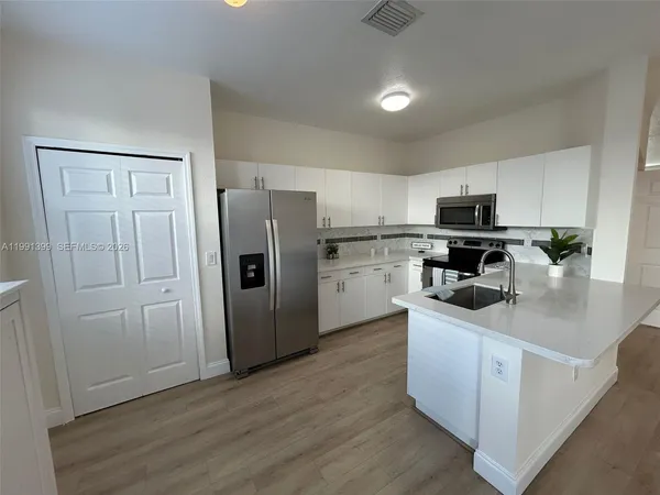 $3,295 | 12515 Southwest 124th Path, Miami, FL 33186