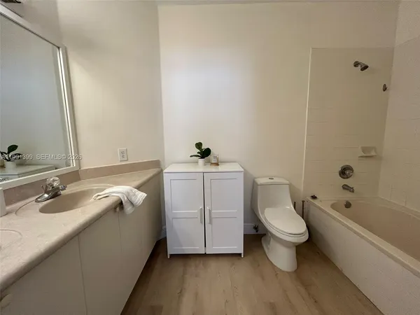 $3,295 | 12515 Southwest 124th Path, Miami, FL 33186