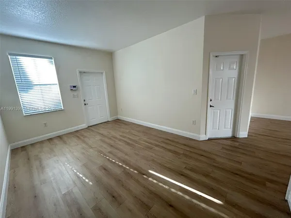 $3,295 | 12515 Southwest 124th Path, Miami, FL 33186