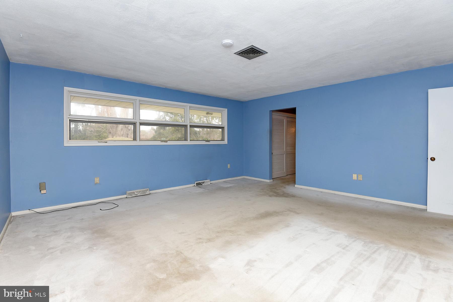 28 West Church Road Lawrence Township, NJ 08648 - Photo 23 of 32 a view of empty room with window