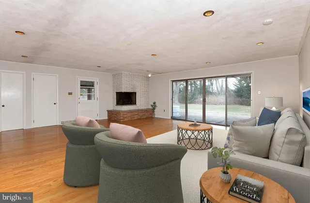 $775,000 | 28 West Church Road, Lawrence Township, NJ 08648