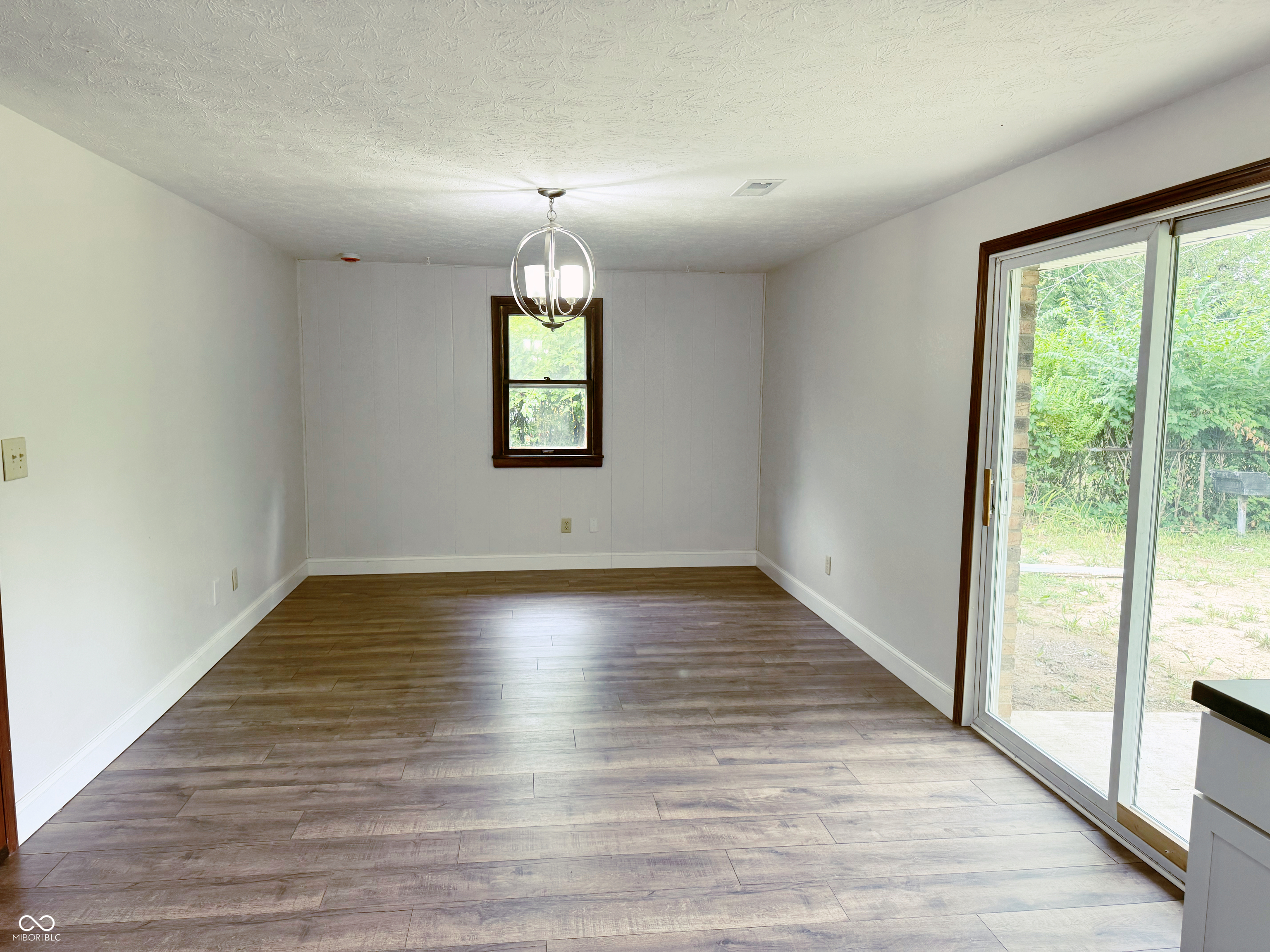 802 Piccadilly Road Anderson, IN 46013 - Photo 11 of 25 Gallery Image 11