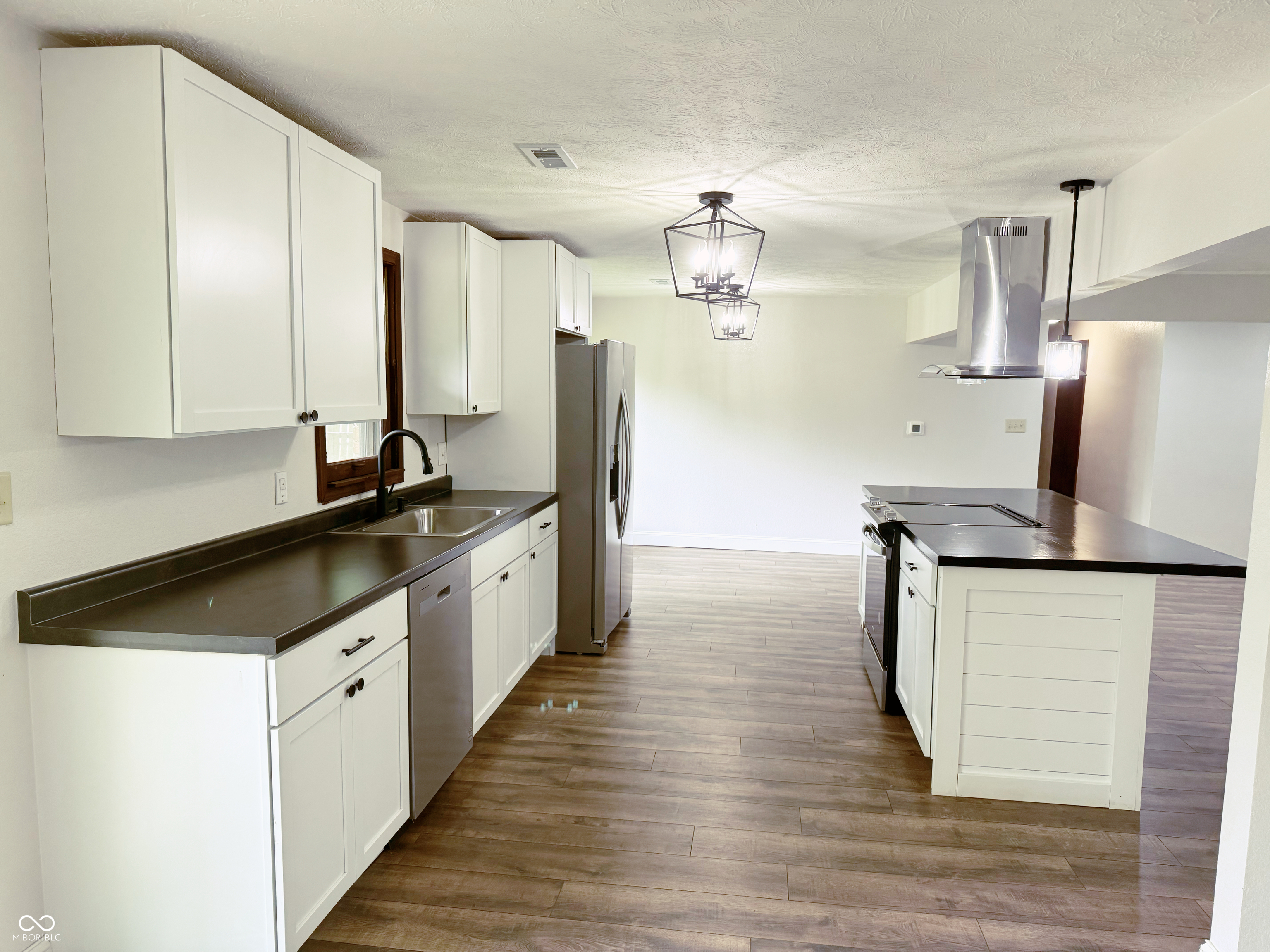 802 Piccadilly Road Anderson, IN 46013 - Photo 13 of 25 Gallery Image 13