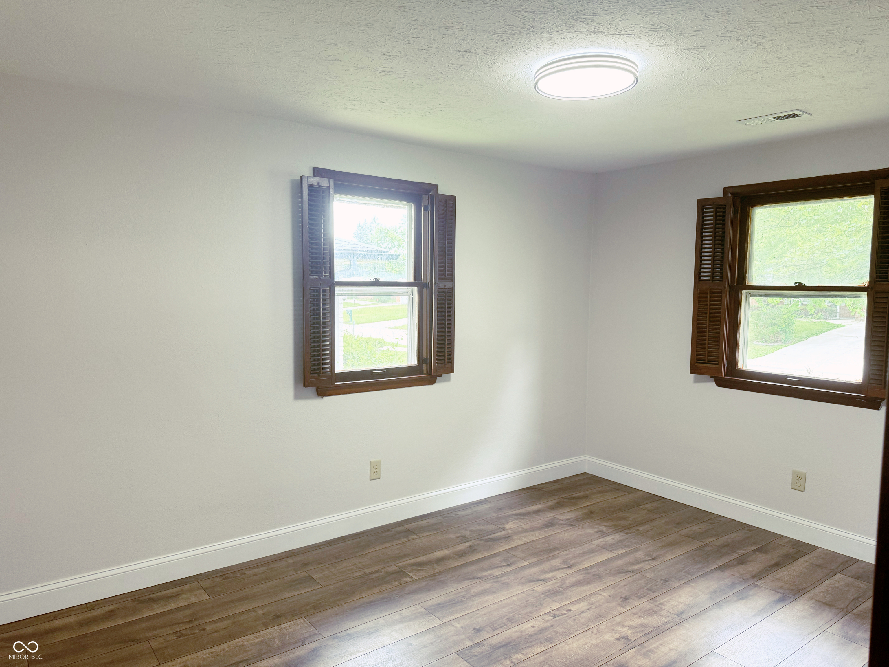 802 Piccadilly Road Anderson, IN 46013 - Photo 15 of 25 Gallery Image 15