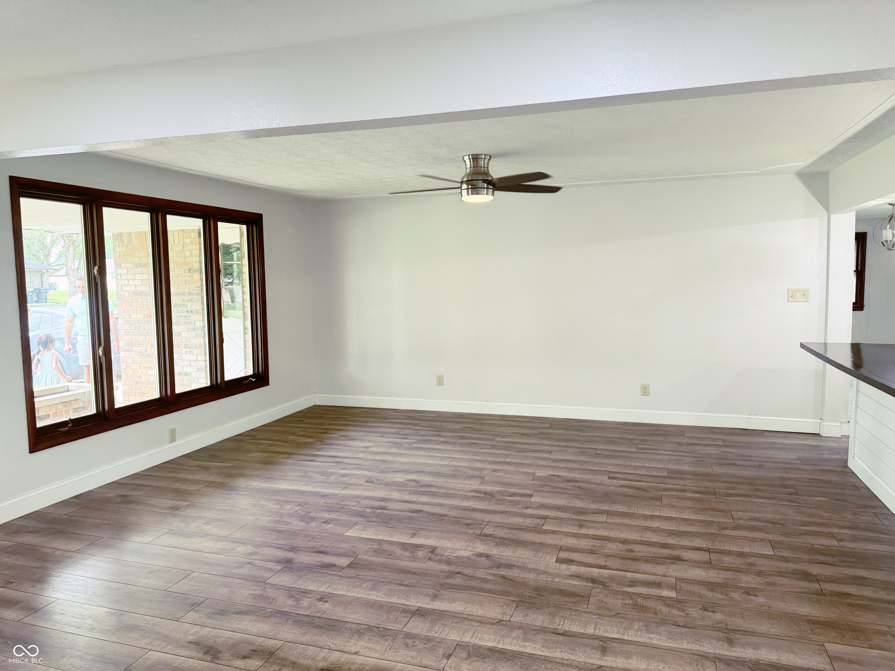802 Piccadilly Road Anderson, IN 46013 - Photo 4 of 25 Gallery Image 4