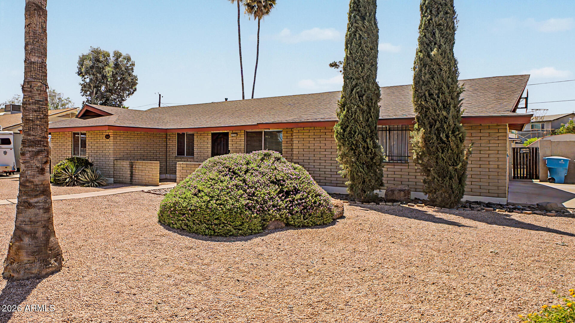 3827 East Shangri La Road Phoenix, AZ 85028 - Photo 1 of 25 06-Shangri La