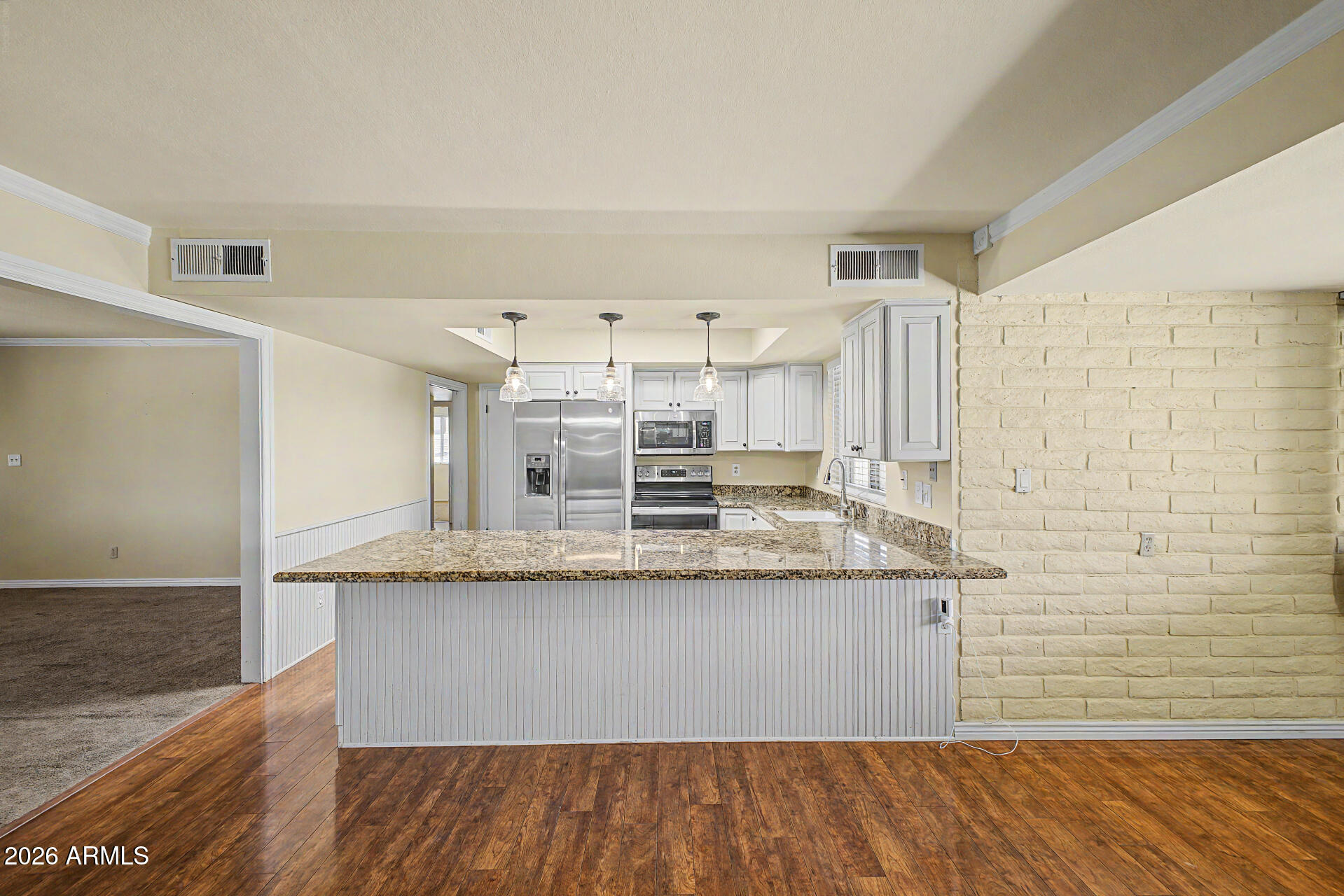 3827 East Shangri La Road Phoenix, AZ 85028 - Photo 7 of 25 15-Shangri La