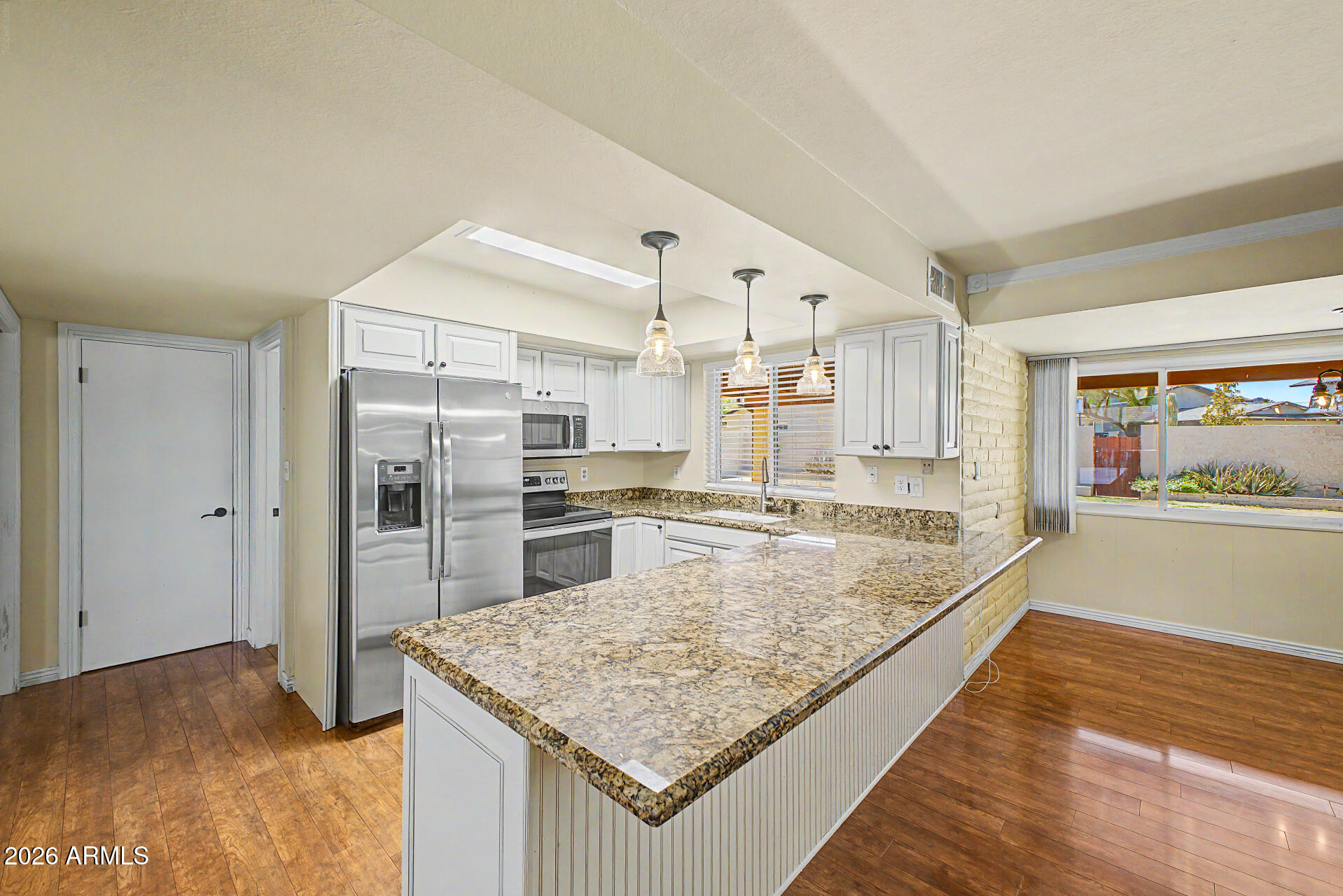 3827 East Shangri La Road Phoenix, AZ 85028 - Photo 8 of 25 16-Shangri La