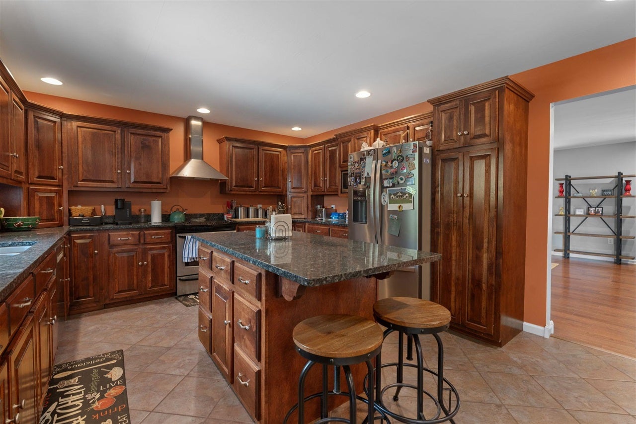 328 Peterson Road Cave City, KY 42127 - Photo 11 of 38 Gallery Image 11