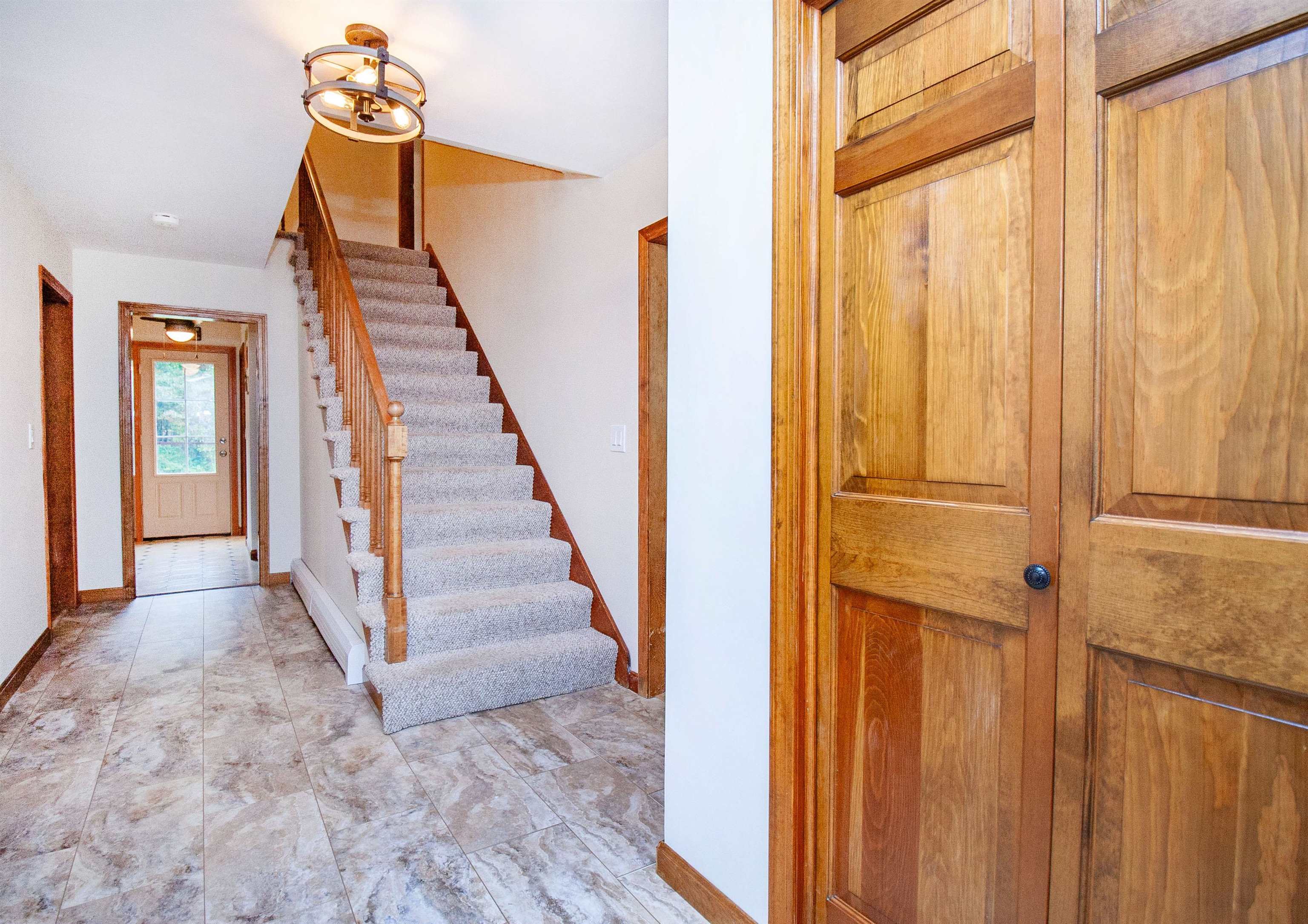46 Alexander Road Londonderry, NH 03053 - Photo 23 of 60