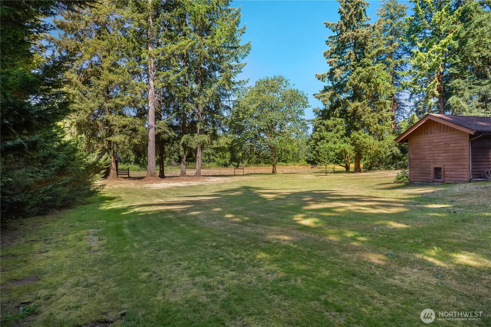 18121 Mi Lane Southwest Rochester, WA 98579 - Photo 9 of 40