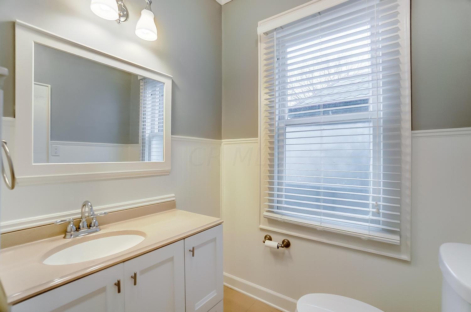 1592 Bryden Road Columbus, OH 43205 - Photo 21 of 73