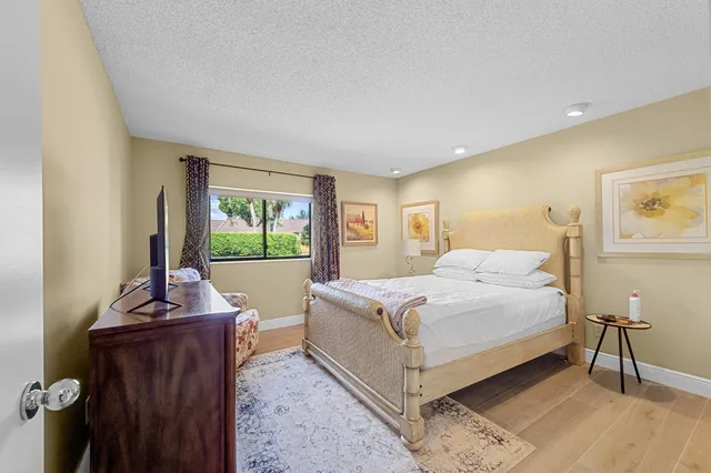 $399,000 | 6720 Versailles Court, Lake Worth, FL 33467