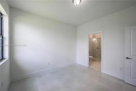 an empty room with a empty space