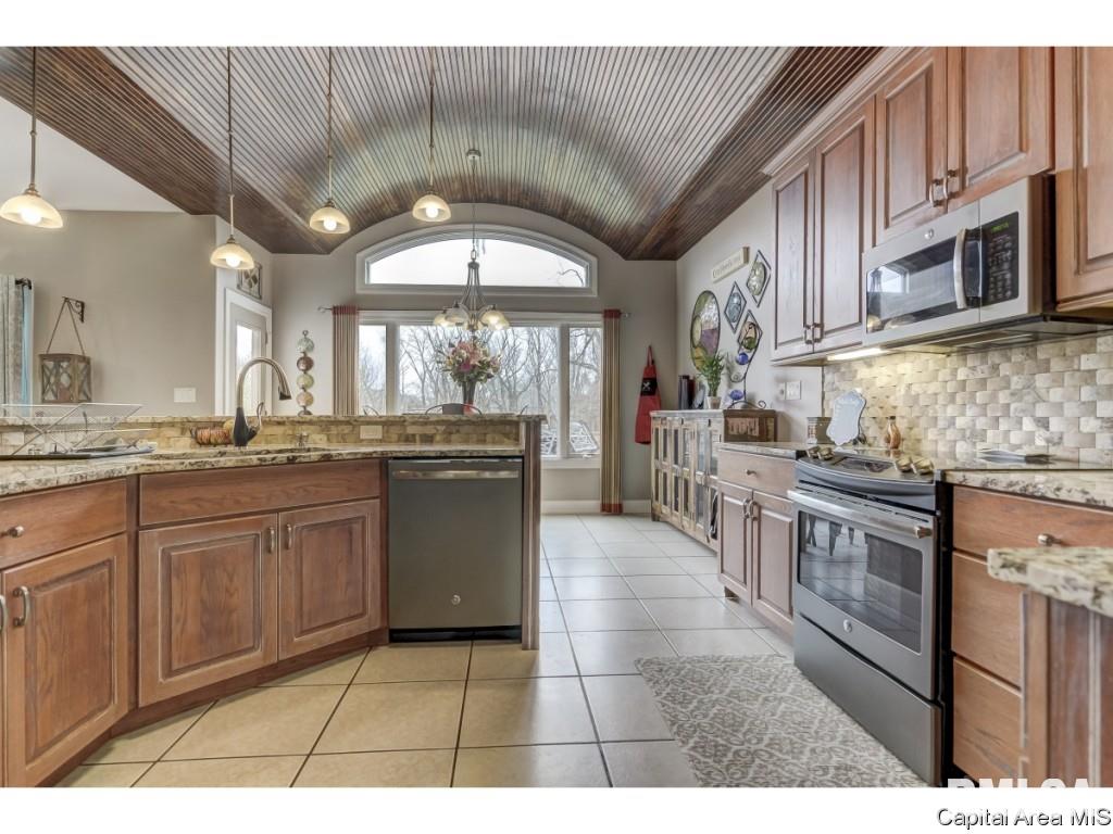 1304 Archer Elevator Road Springfield, IL 62711 - Photo 11 of 36