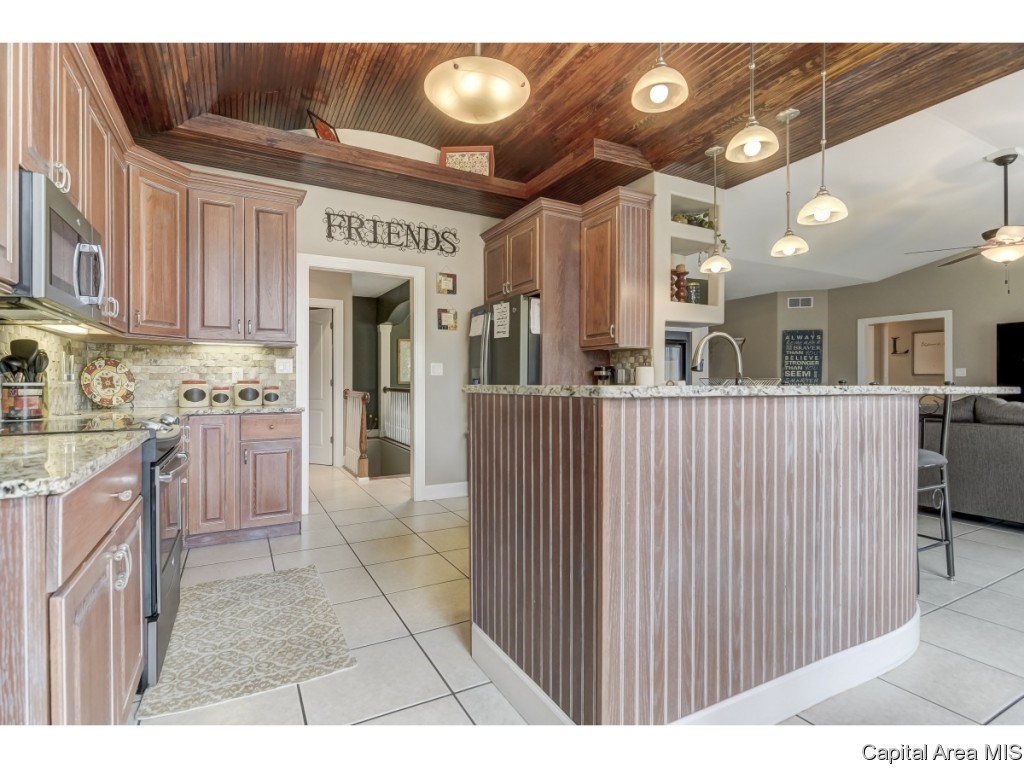 1304 Archer Elevator Road Springfield, IL 62711 - Photo 13 of 36