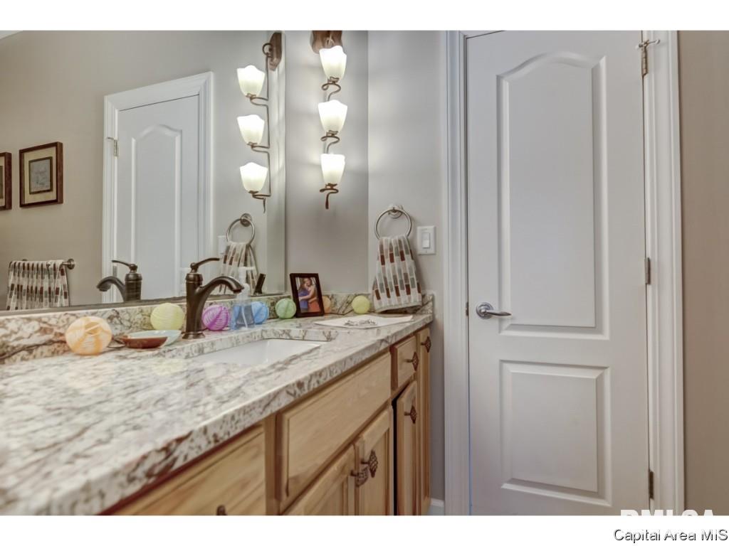 1304 Archer Elevator Road Springfield, IL 62711 - Photo 19 of 36