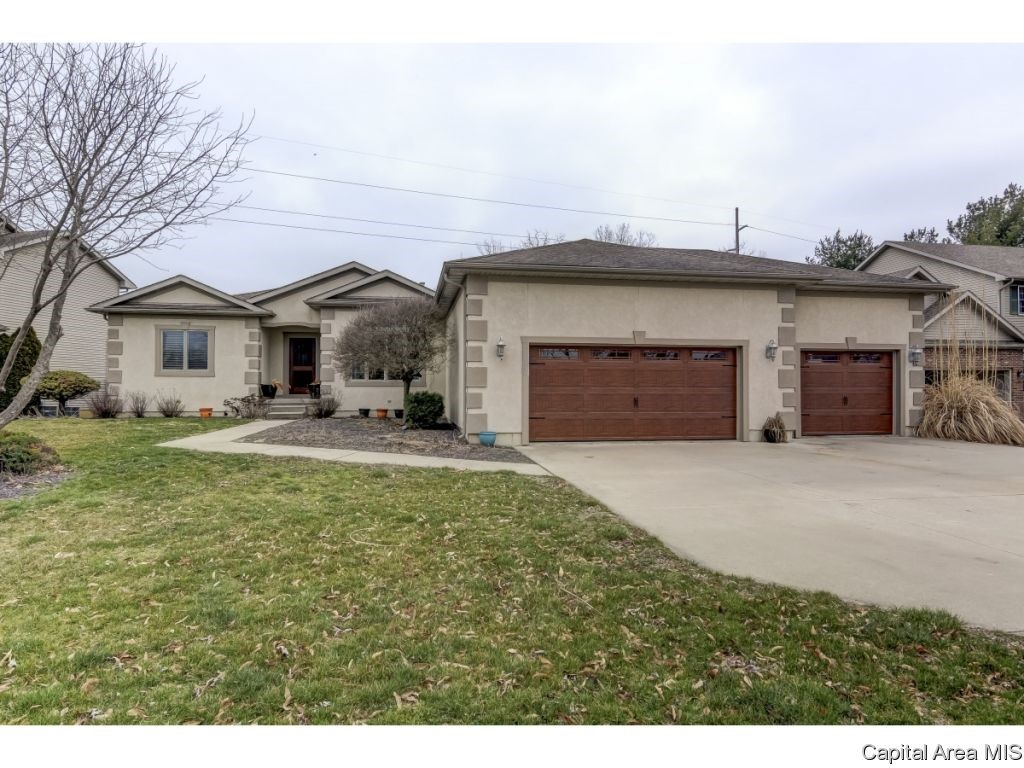 1304 Archer Elevator Road Springfield, IL 62711 - Photo 2 of 36