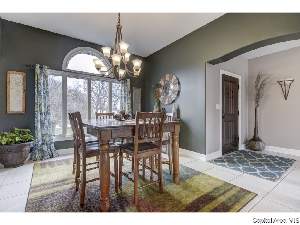 1304 Archer Elevator Road Springfield, IL 62711 - Photo 3 of 36