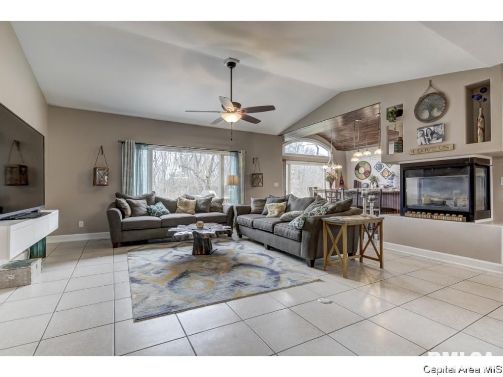1304 Archer Elevator Road Springfield, IL 62711 - Photo 8 of 36