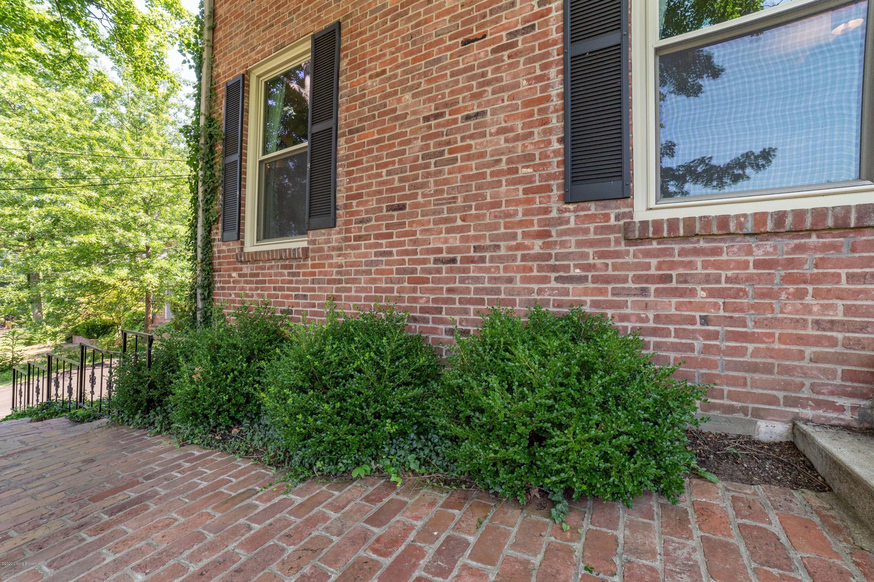 2411 Branning Road Louisville, KY 40222 - Photo 72 of 74 Branning007