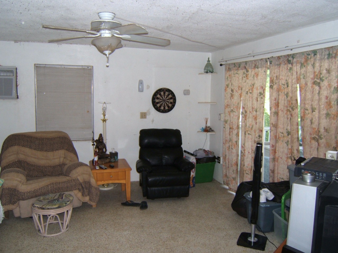 186 East Ridge Road Islamorada, FL 33036 - Photo 7 of 15 Living room