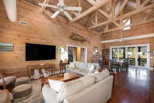 $1,275,000 | 226 Old House Lane, Dewees Island, SC 29429