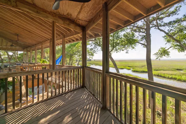$1,275,000 | 226 Old House Lane, Dewees Island, SC 29429