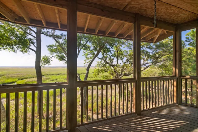 $1,275,000 | 226 Old House Lane, Dewees Island, SC 29429