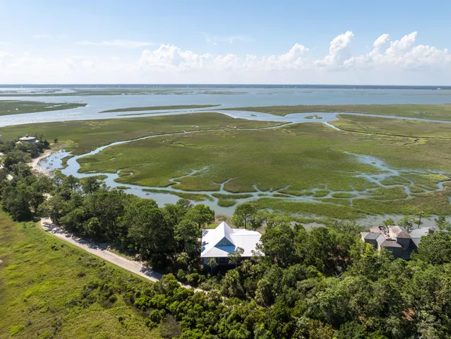 $1,275,000 | 226 Old House Lane, Dewees Island, SC 29429