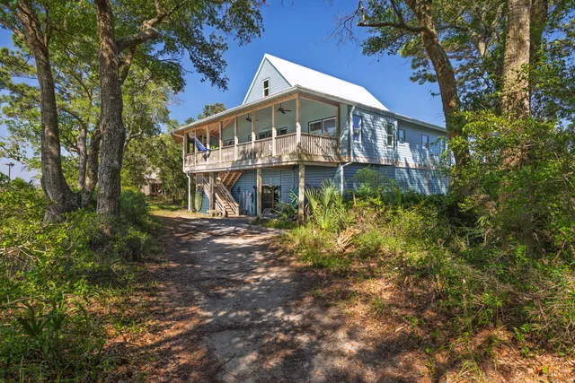 $1,275,000 | 226 Old House Lane, Dewees Island, SC 29429