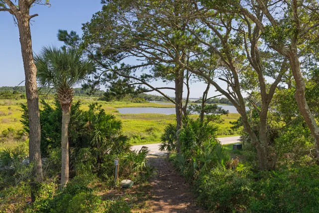 $1,275,000 | 226 Old House Lane, Dewees Island, SC 29429